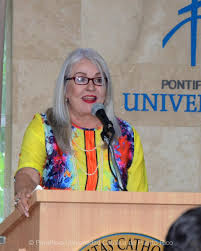 Dra Myriam Zayas- decana Educación – Fotogalerías PUCPR