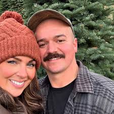 I am considering a Switch for Bass fishing. My concerns are weeds and  sand/rocks in shallow coves. Any recommendations? Anyone every gone to a  switch after a bass buggy with comparisons? |