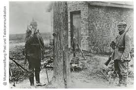 Musee De La Communication Interviews Premiere Guerre Mondiale Europe 1914 2014 Jeunes Reporters Grand Mechant Loup