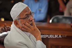 Kondisi bapak abu bakar ba'asyir relatif stabil, ujar humas rscm, dokter. Lawyer Of Abu Bakar Ba Asyir To Seek President S Wisdom Republika Online