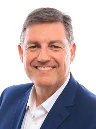 Gus Kyriakos Real Estate Associate in Napa California