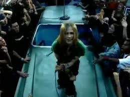 Sk8r boi is a song from avril lavigne's debut album let go which was released on aug. Yarn Avril Lavigne Sk8er Boi Popular Video Clips ç´—