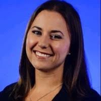 Courtney Knowles's Instagram, Twitter & Facebook