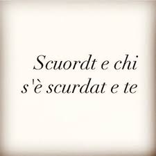 324 amore è quando al pensiero di noi stessi rinunciamo, un maggiore spazio per lasciare al pensiero dell'amato: 15 Idee Su Frasi Napoletane Citazioni Casuali Citazioni Divertenti Citazioni