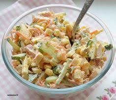 салат с копченой курицей и кукурузой и крабовыми палочками Menyu Na Den Rozhdenie Kulinariya Eda Vkusnaya Eda