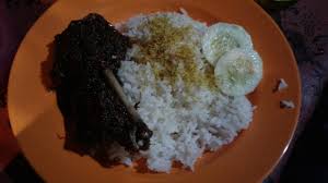 Rojak (malay spelling) or rujak (indonesian spelling) is a salad dish of javanese origin, commonly found in indonesia, malaysia and singapore. Sedap Gurih Nasi Bebek Bumbu Hitam Khas Madura Bangsaid