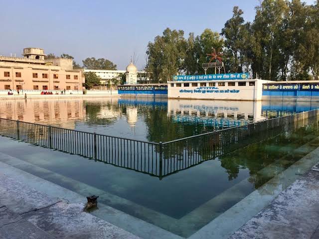 Amritsar to Moga Taxi Service