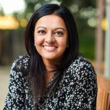 Alina Burton's Instagram, Twitter & Facebook