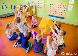 Auch das variiert stark von kindergarten zu kindergarten. Krippe Kindergarten Und Anmeldung Das Sollten Eltern Wissen Onetz