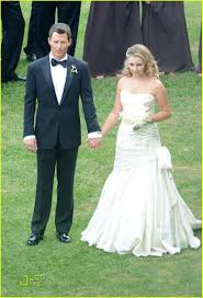 Help us build our profile of beverley mitchell! Beverley Mitchell Wedding Pictures First Look Photo 1453231 Beverley Mitchell Jessica Biel Mackenzie Rosman Wedding Wedding Pictures Pictures Just Jared