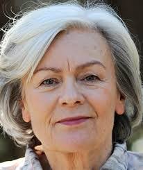 Fiona Spence's Instagram, Twitter & Facebook