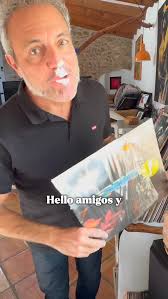 Hoy en “Reliquias Tarque” os traigo un cantante y compositor escocés  increíble … Frankie Miller. De esa escuela británica Rock soul que tanto me  gusta con este álbum de 1975 “ The