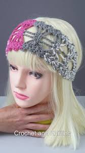 Easy model knitted slippers