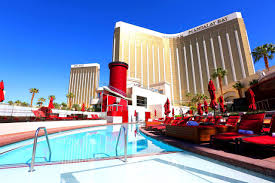 Best romantic hotels in las vegas on tripadvisor: Traveling To Las Vegas Here Are The Top Places Where To Stay