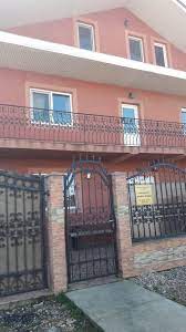 Pretuim omenia, bunatatea, si seriozitatea iar de aceea avem grija si de batranii bolnavi de alzhaimer, ce au nevoie de mai multa atentie si ingrijire. Azil De Batrani Sibiu Coltare Oradea