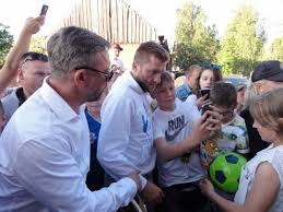 Fundacja „dajemy dzieciom siłę, która była za niego odpowiedzialna na terenie polski. Legowo Jakub Blaszczykowski Do Dzieci Warto Marzyc Nie Pozwolcie By Ktos Deptal Wasze Marzenia Pruszcz Gdanski Nasze Miasto