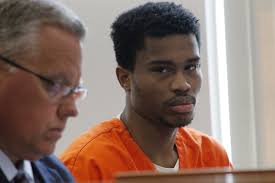 Accused killer texted 'I'm sorry' to mother shortly after her teenage son  was shot