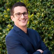 Ken Jansen's Instagram, Twitter & Facebook