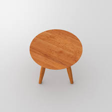 Offers all the style and display space yet doesn't take up much room. Wooden Round Coffee Table Aetas Round Vitamin Design Modum