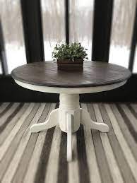 Large thick top round kitchen tables $ 0.00 select options; Vintage Akzentisch Aus Holz Rustikaler Eingangsbereich Bauernhaustisch Holz Tisch Diy Rustic Kitchen Tables Dining Table Makeover Country Kitchen Tables