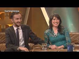Share roche & böhmermann this page with your friends and followers Roche Und Bohmermann Tv Total Youtube