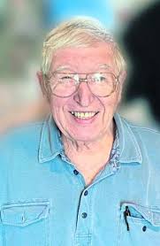 Douglas Hunt Obituary (1937