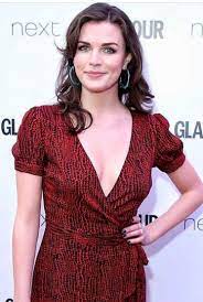 Pin On Aisling Bea