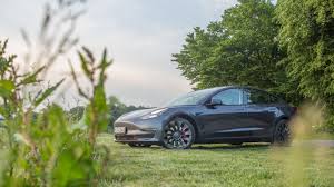 tesla model 3 performance im test hat das sportlichste model 3 auch ausdauer gq germany
