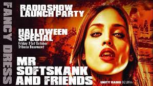 rebecca dutton (@rjdutts)