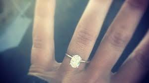 Teen mom 2's chelsea houska engaged to cole deboer: Chelsea Houska S 2 Carat Oval Cut Diamond Ring