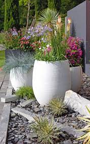 45 Home Terrace Garden Inspirations You Must Like It Neat Fast Decoration Jardin Decoration Jardin Exterieur Idees Jardin
