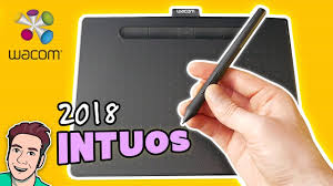 Wacom intuos pro offers you more natural creative control than ever before. Wacom Intuos Small Medium Review 2018 Youtube