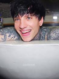 Jenny Queen Bee Kathy