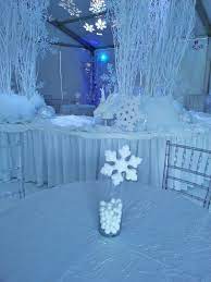 Combine design cues from frozen, the northern lights, and (if you are particularly festive) christmas décor. Setting The Mood White Party Decorations Snow Party Wonderland Wedding Decorations