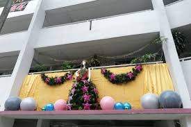 It must beckon your target customers to come inside and sample your wares. Clementi Resident Asked To Remove Christmas Mannequin From Hdb Ledge Singapore News Top Stories The Straits Times