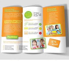 Brosur sering berisi brosur tentang makanan, investasi, sekolah, kampus, usaha dan lain sebagainya. 3 Cara Membuat Brosur Pendidikan Yang Efektif Uprint Id