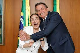 Eu entendo que exista uma associação. Irmaos E Filhos Querem Que Regina Duarte Deixe O Governo O Quanto Antes Veja