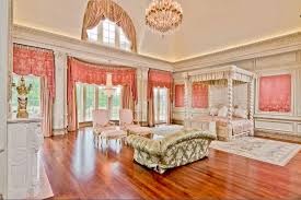 Though woodland mansions are a rarity in minecraft, you may run across one and wonder what to do in it. French Palace Mansion In The Dallas Countryside Hits The Auction Block For A Song The Best Bargain A Mega Millionaire Can Find