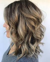 Light brunette hair colors will normally accept blonde highlights quite well; 15 Stunning Examples Of Brown And Blonde Hair For 2020