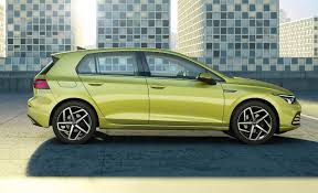 Zum ausgleich braucht volkswagen elektroautos, die anders als vielfach vermutet ist volkswagen aber auch ohne den id.3 bereits erfolgreich beim verkauf der stromer. Bilderstrecke Zu Vw Golf Viii Die Acht Der Gewohnheit Bild 2 Von 7 Faz