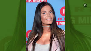 Wie weit würden sie für geld gehen? Janine Pink Privat Ist Die Promis Unter Palmen Kandidatin Wieder In Festen Handen News De