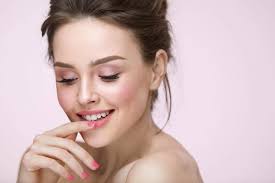 Micropigmentación de labios | Qué es, tonos adecuados según tus labios