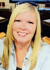 Courtney Beeson's Instagram, Twitter & Facebook