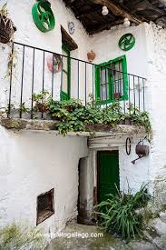 Cabezo es una alquería perteneciente al municipio de ladrillar, auténtico pueblo donde aún se vive como antaño, persistiendo la venta. Las Hurdes Que Ver Y Donde Dormir Rincones Que No Deberias Perderte Siempre De Paso Lugares De Espana Viajar Por Espana Donde Dormir