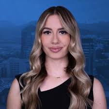 U of A researchers use AI and wearable devices to predict labor