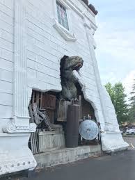 Ben Hanson En Twitter This Weekend I Visited Wisconsin Dells And It Blew My Damn Mind It S Bonkers Cheap And Filled With Amazing Waterparks I D Argue That It S The Highest Ratio In