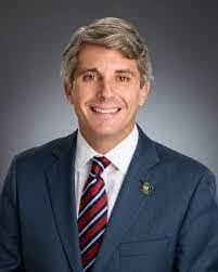 Brett Resler's Instagram, Twitter & Facebook