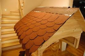 Garage Fur Mahroboter Trockene Fusse Fur Das Mechanische Schaf Rasenmaher Roboter Garage Mahroboter Dachlatten