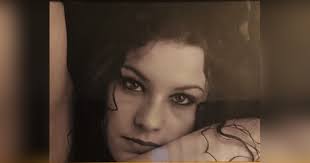 Obituary for Lindsey Elizabeth Normand