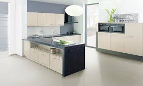 Moderne Kuche Cremefarben Www Kuechenportal De